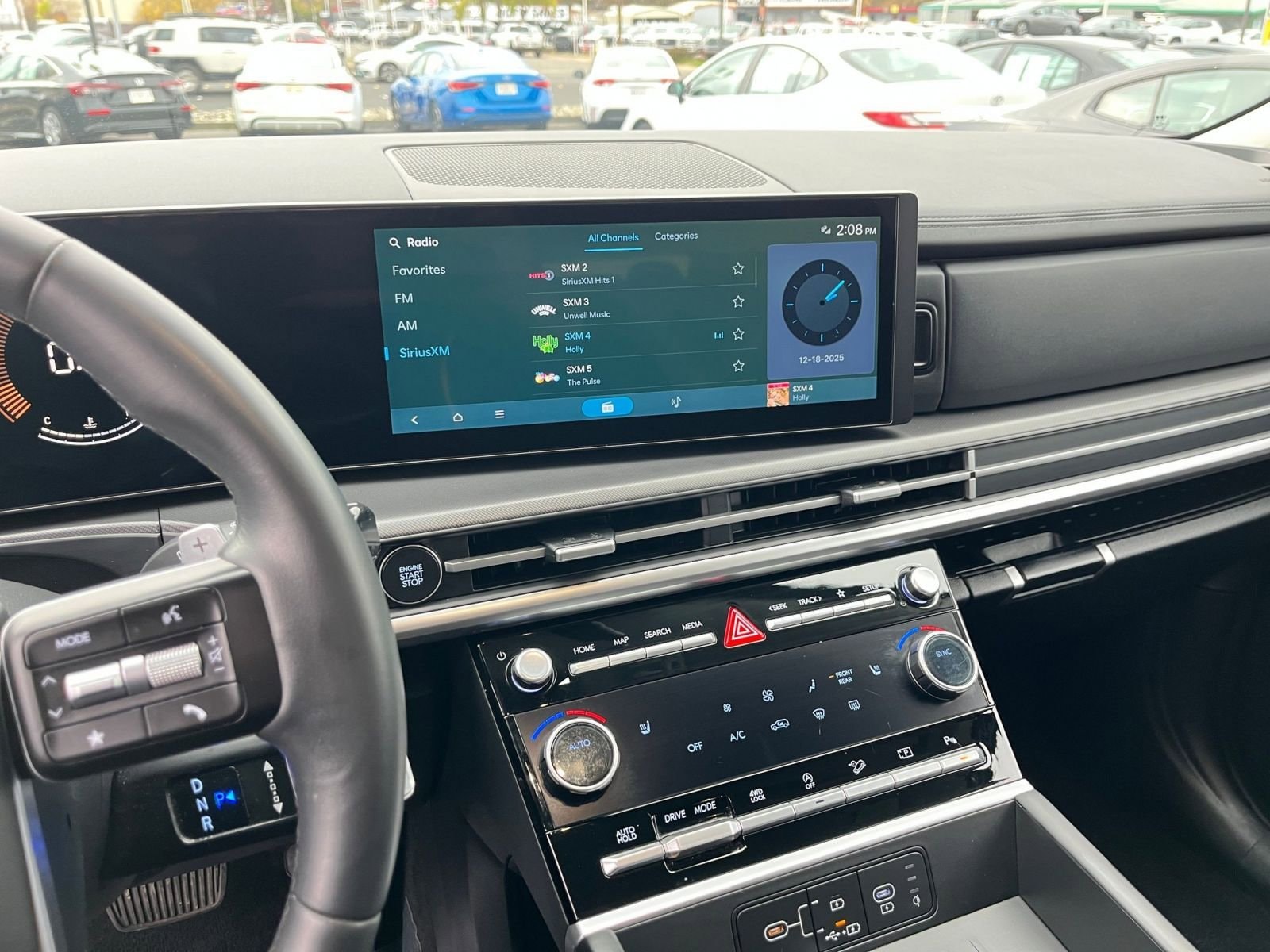 Thumbnail: 2025 Hyundai Santa Fe - 18