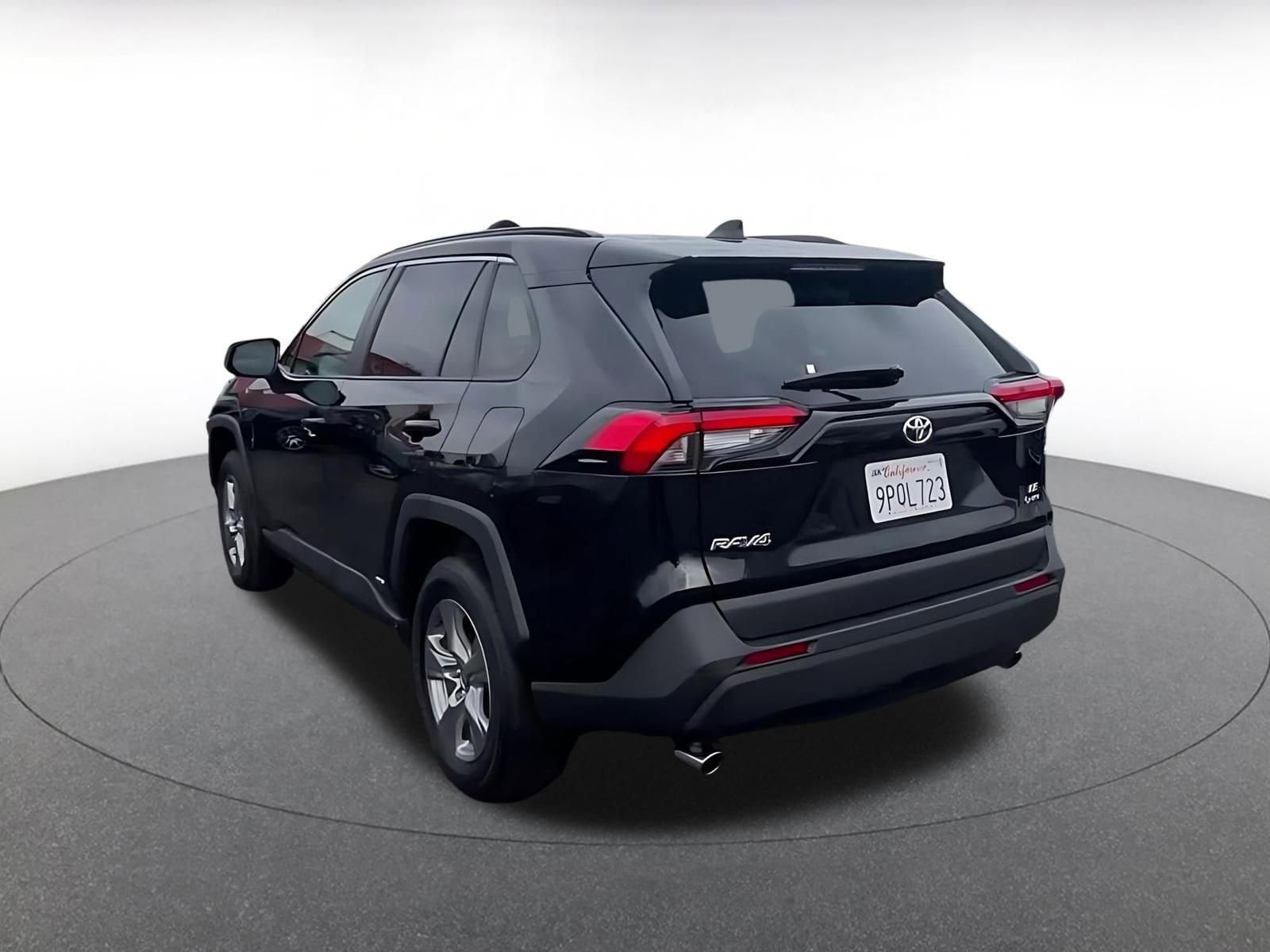 Thumbnail: 2025 Toyota RAV4 - 11