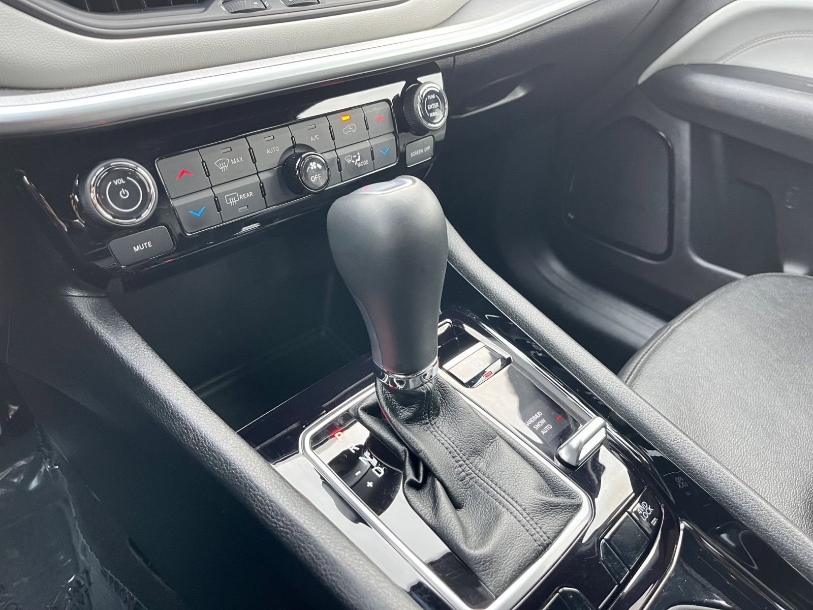 Thumbnail: 2025 Jeep Compass - 35