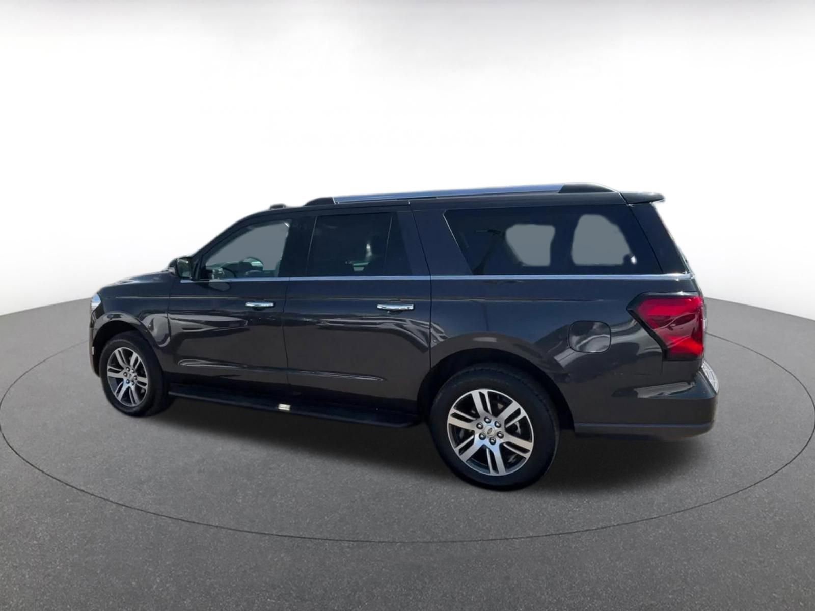 Thumbnail: 2024 Ford Expedition MAX - 10