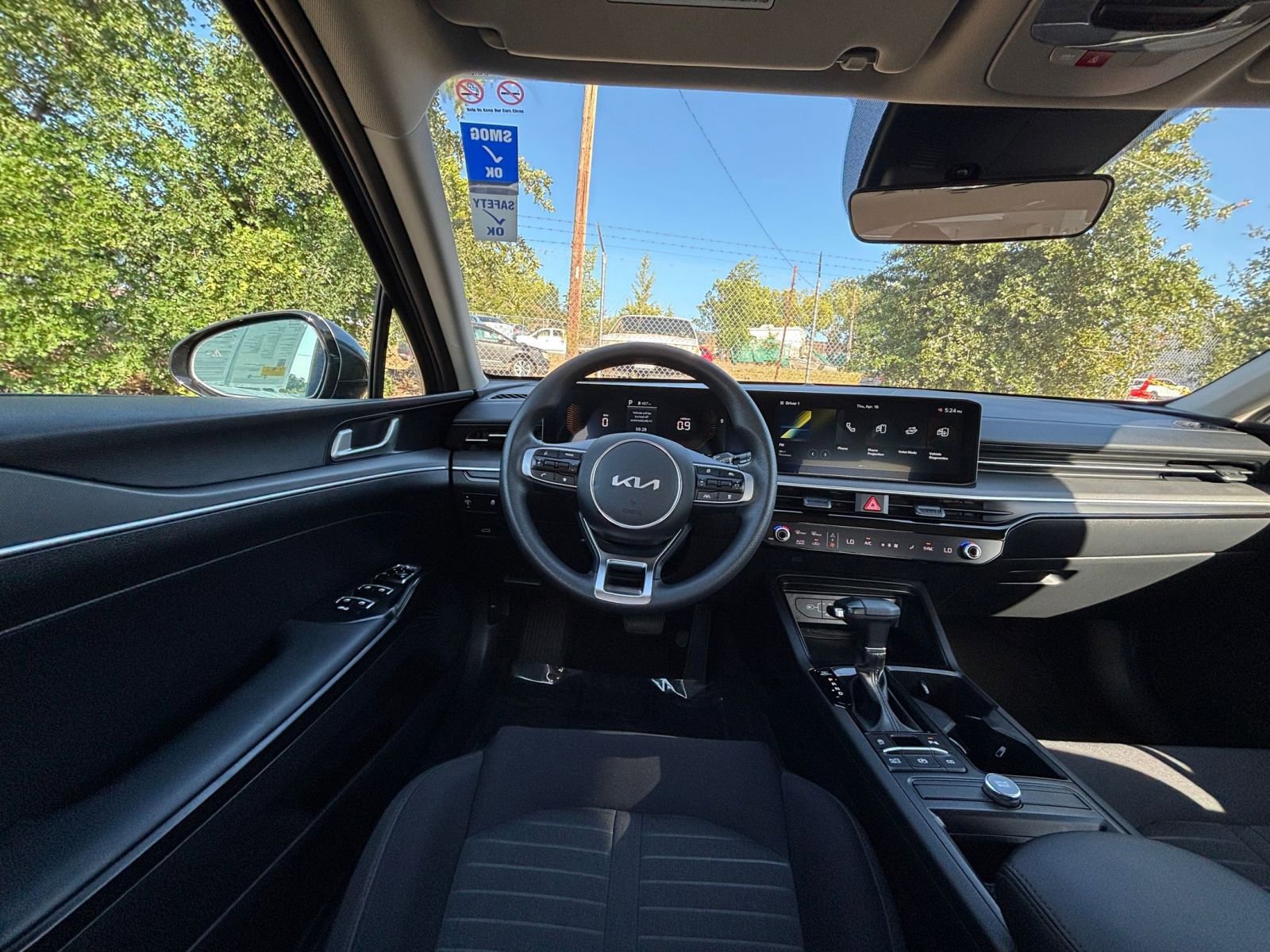 Thumbnail: 2025 Kia K5 - 33