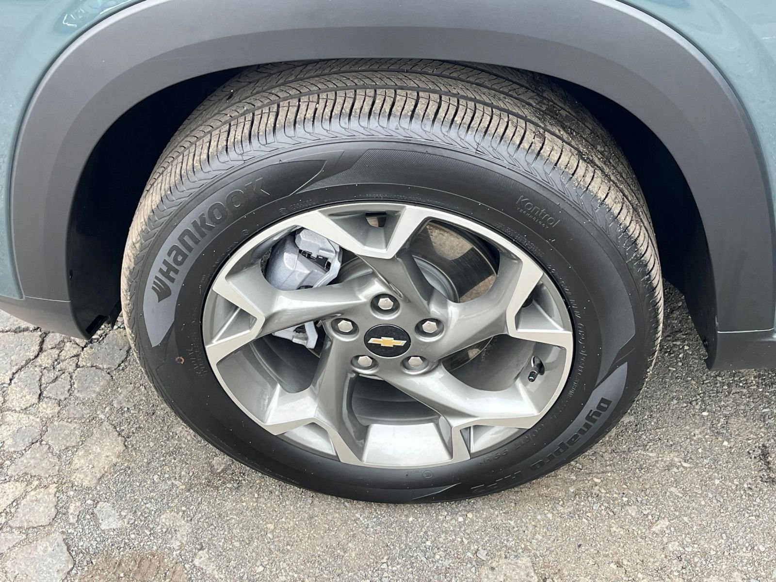 Thumbnail: 2025 Chevrolet Trax - 28