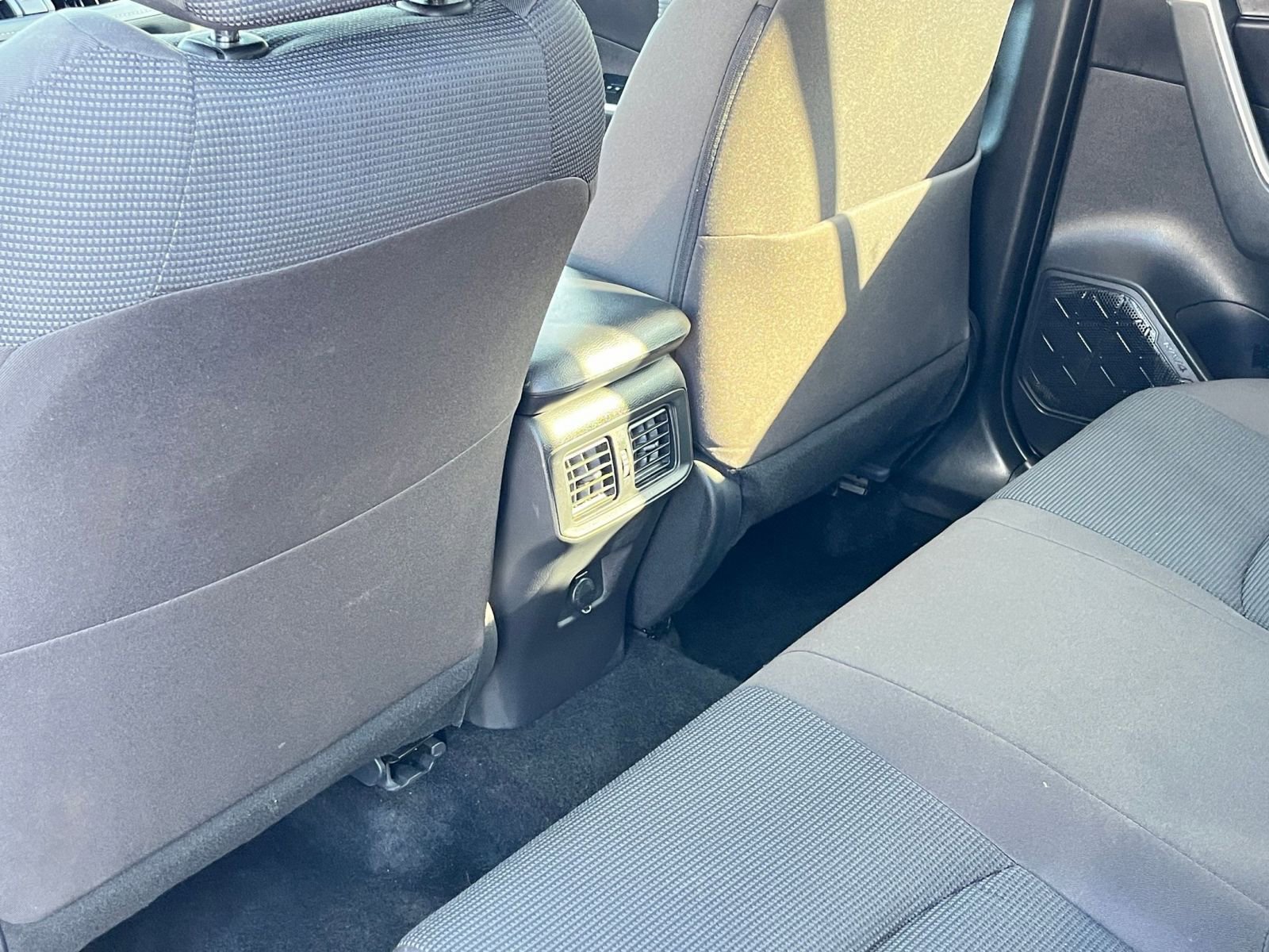 Thumbnail: 2025 Toyota RAV4 - 23