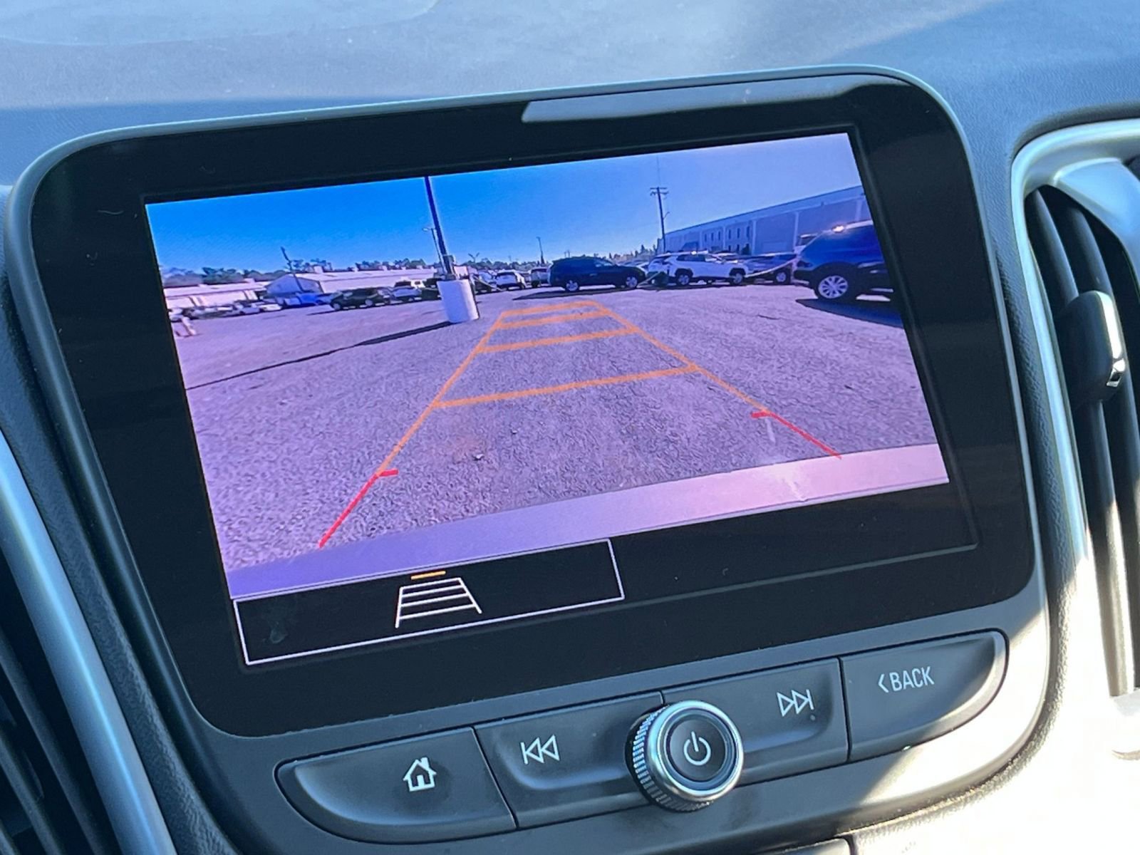 Thumbnail: 2023 Chevrolet Malibu - 17