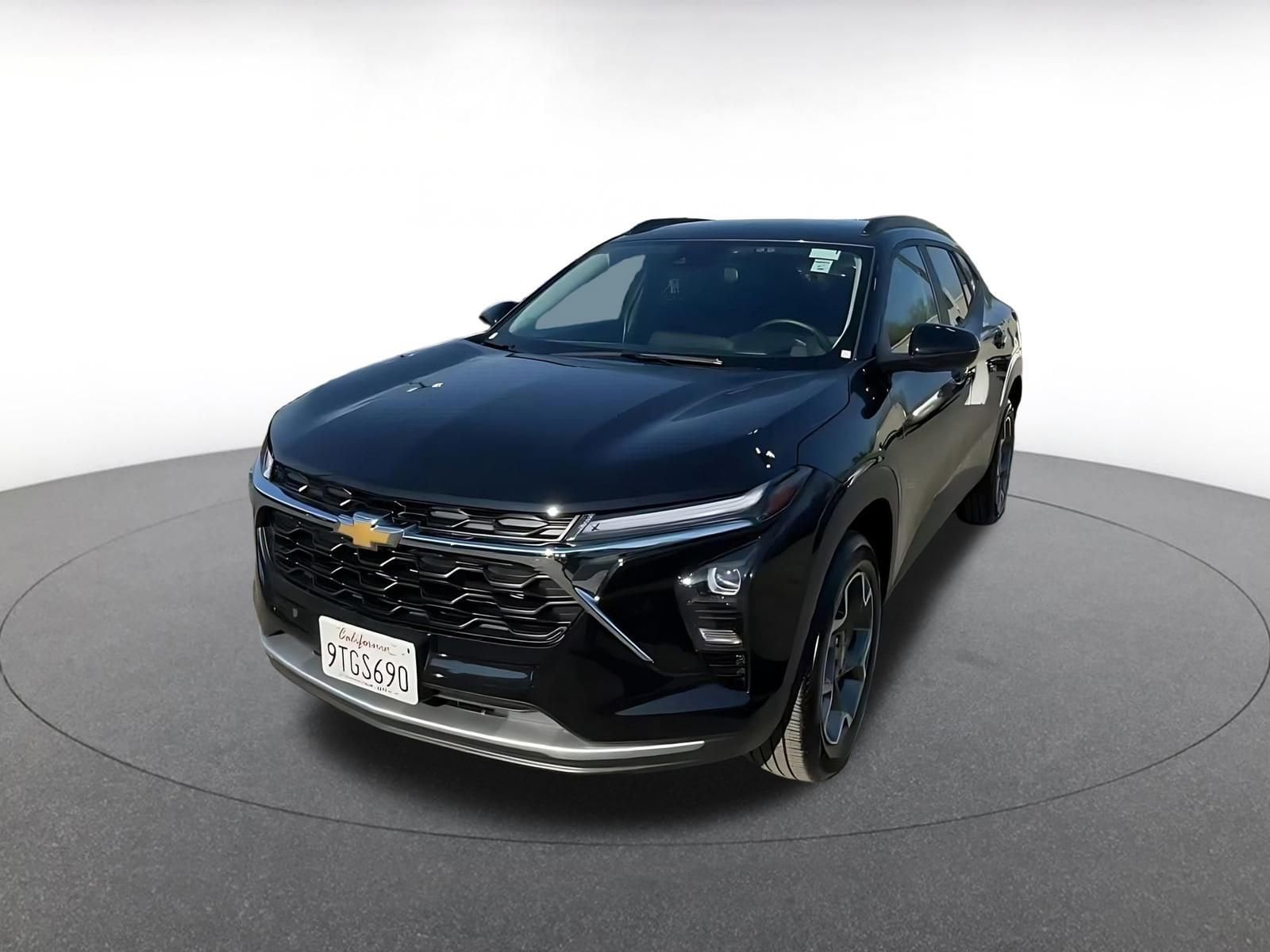 Thumbnail: 2025 Chevrolet Trax - 7