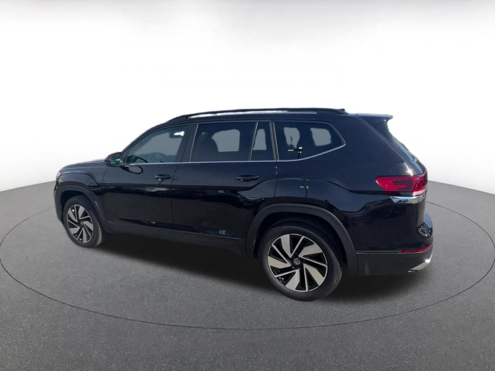 Thumbnail: 2025 Volkswagen Atlas - 10