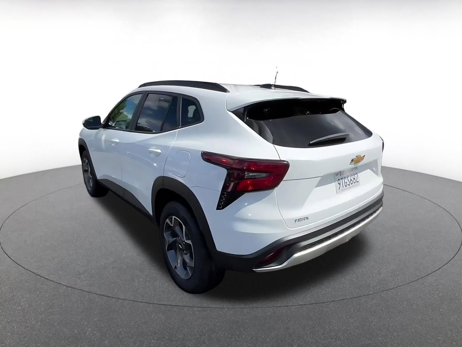 Thumbnail: 2025 Chevrolet Trax - 11