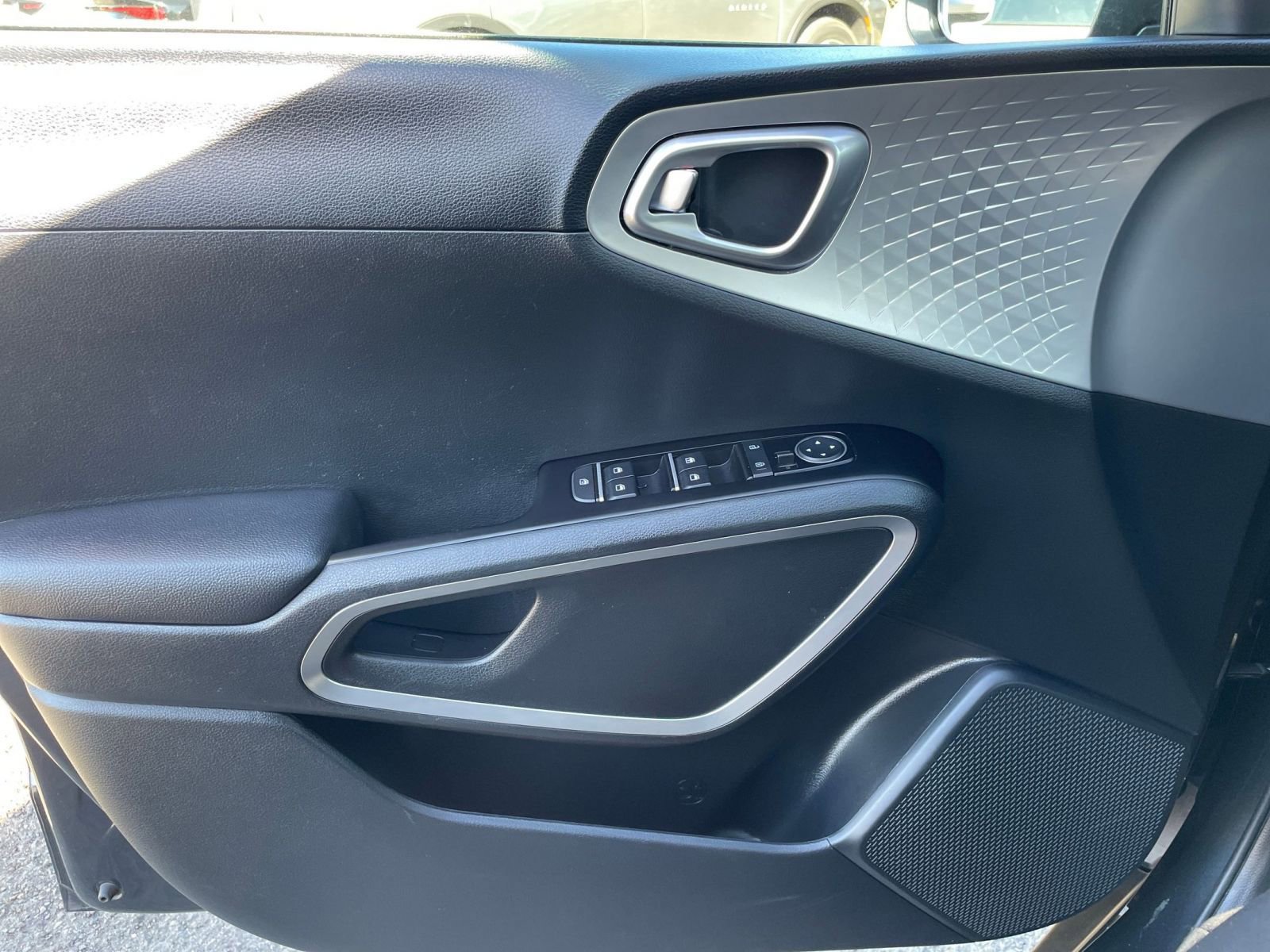 Thumbnail: 2025 Kia Soul - 18