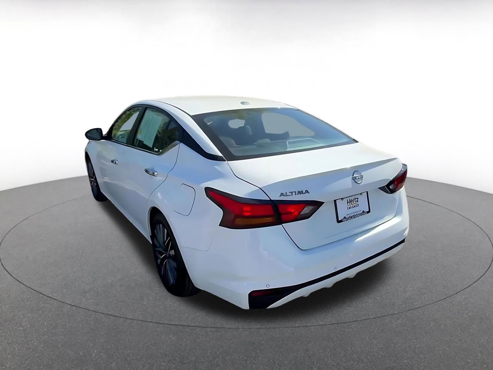 Thumbnail: 2025 Nissan Altima - 11