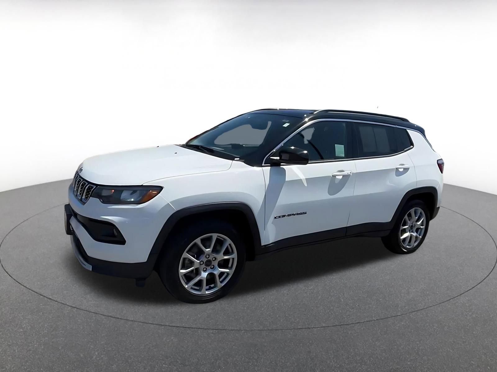 Thumbnail: 2025 Jeep Compass - 8