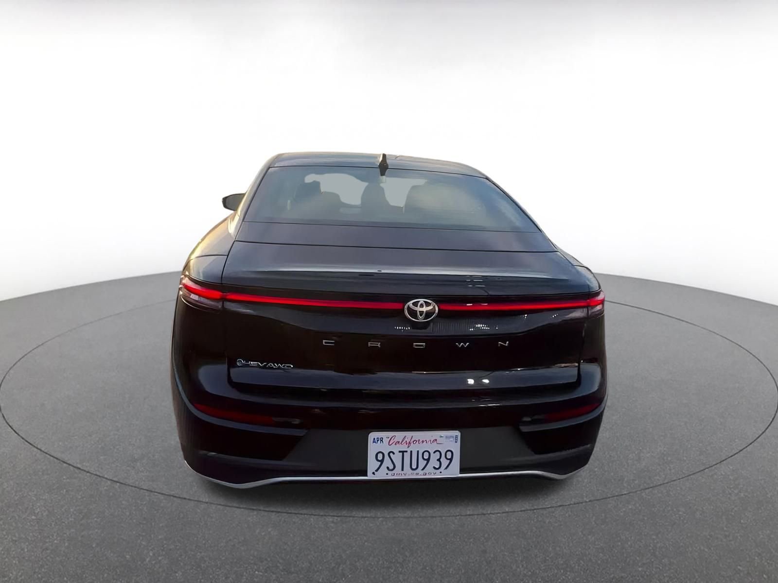Thumbnail: 2025 Toyota Crown - 12
