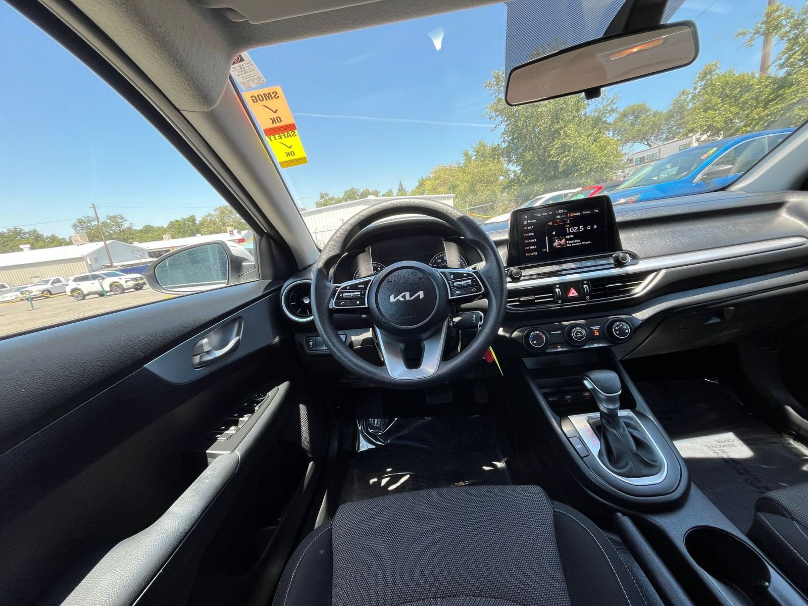 2024 Kia Forte LXS 32