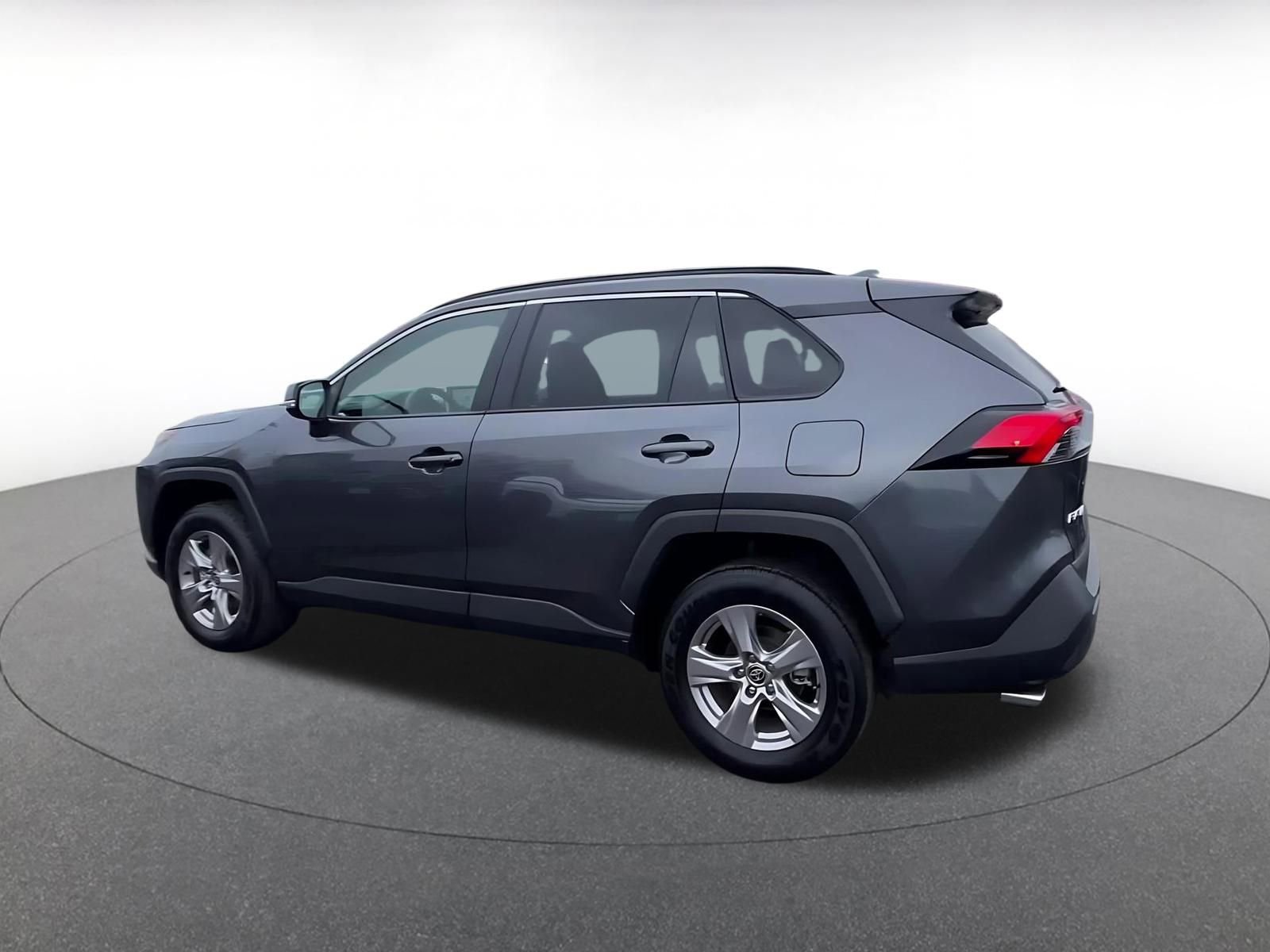 Thumbnail: 2025 Toyota RAV4 - 10