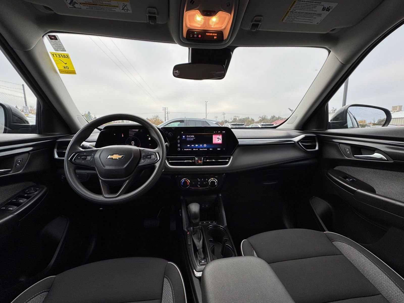 Thumbnail: 2025 Chevrolet TrailBlazer - 31