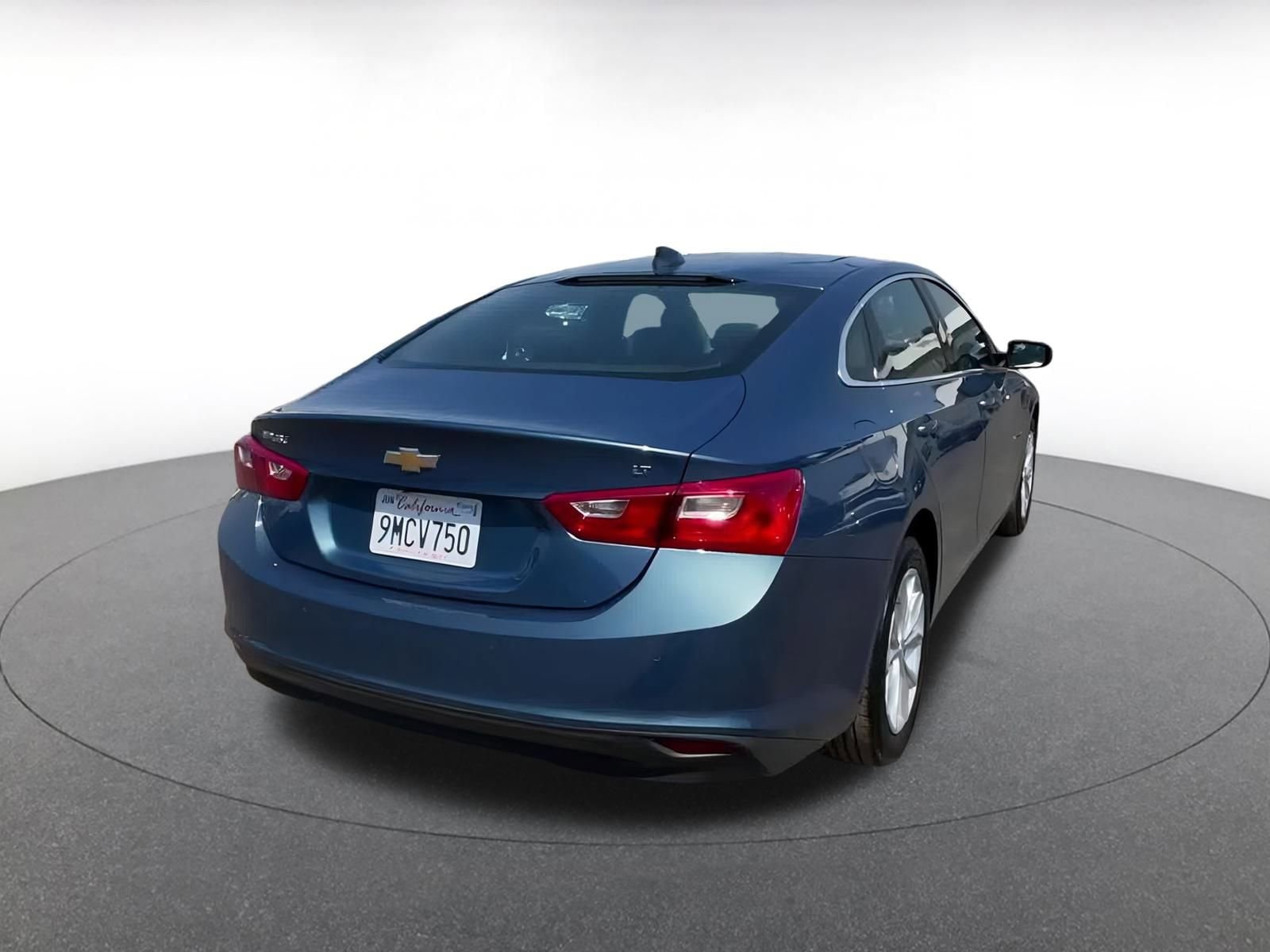 Thumbnail: 2024 Chevrolet Malibu - 15
