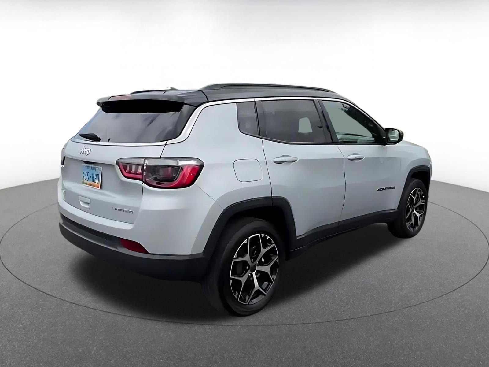 Thumbnail: 2025 Jeep Compass - 14