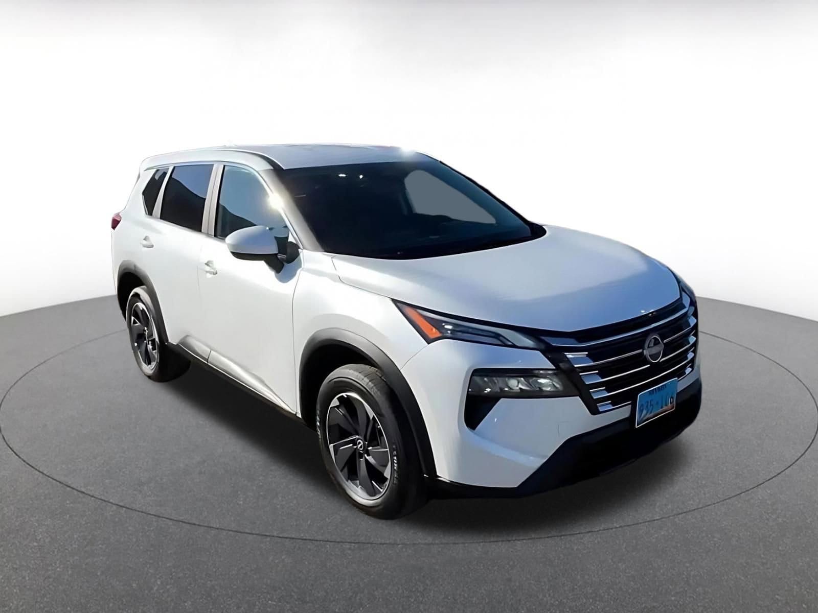 Thumbnail: 2025 Nissan Rogue - 3