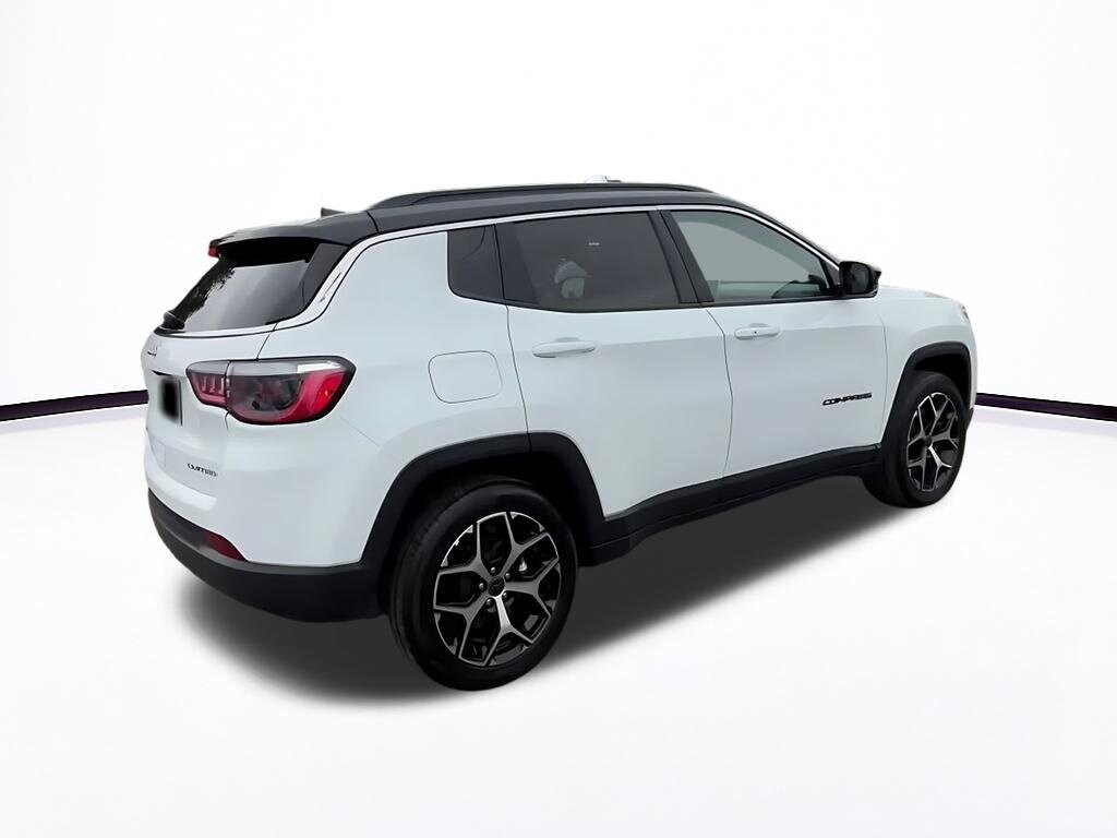 Thumbnail: 2025 Jeep Compass - 15