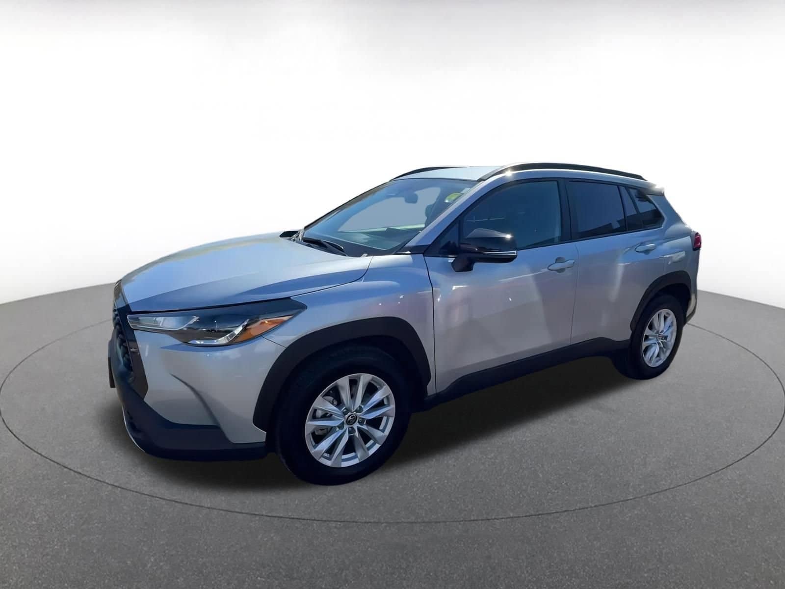 Thumbnail: 2025 Toyota Corolla Cross - 8