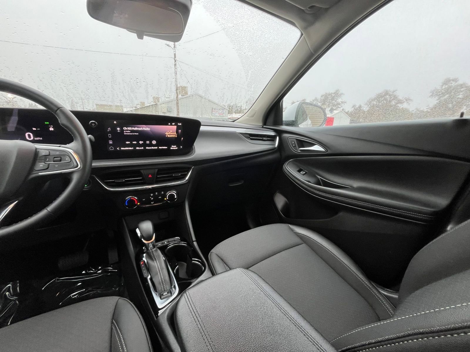 Thumbnail: 2025 Buick Encore GX - 33