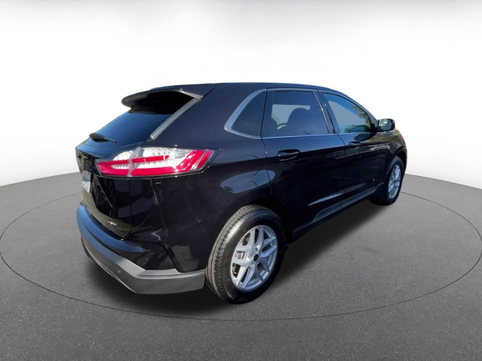 Thumbnail: 2024 Ford Edge - 15