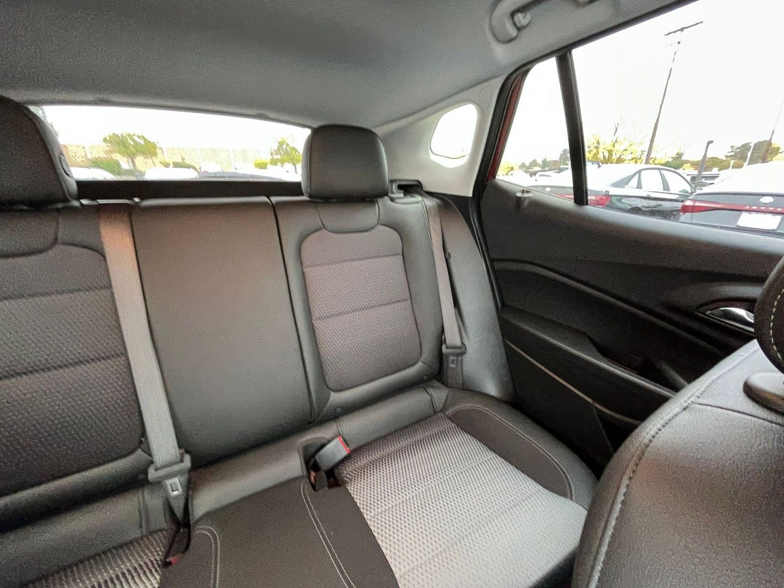 Thumbnail: 2025 Chevrolet Trax - 31