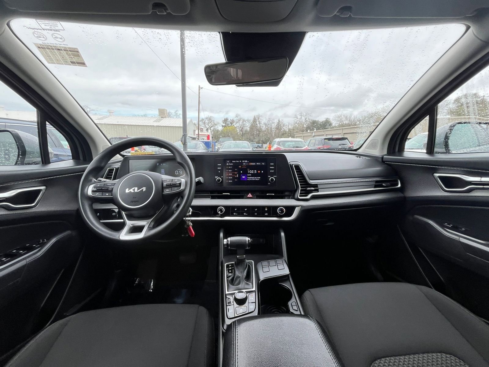 Thumbnail: 2023 Kia Sportage - 32