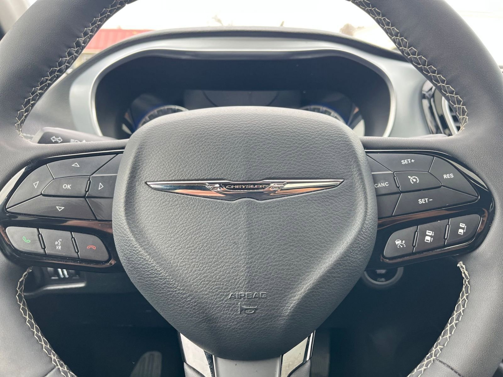 Thumbnail: 2025 Chrysler Pacifica - 28