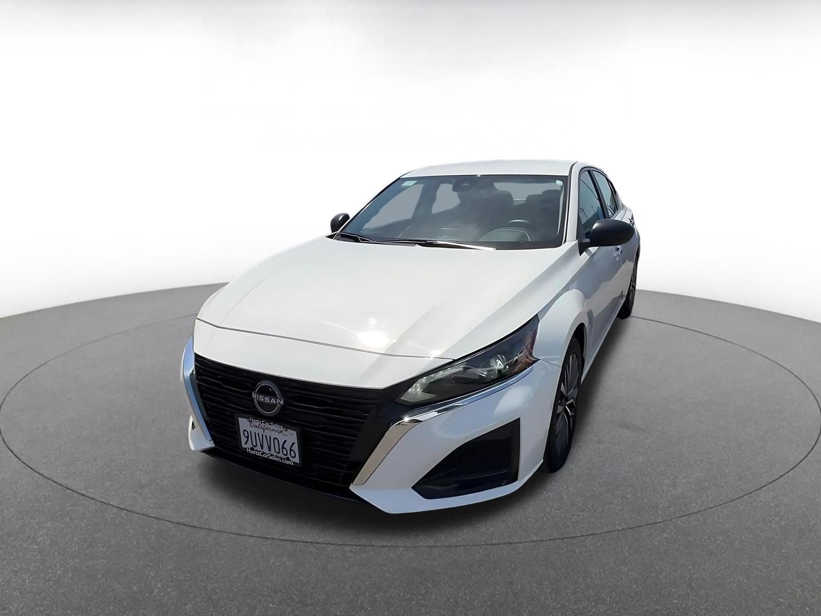 Thumbnail: 2025 Nissan Altima - 7