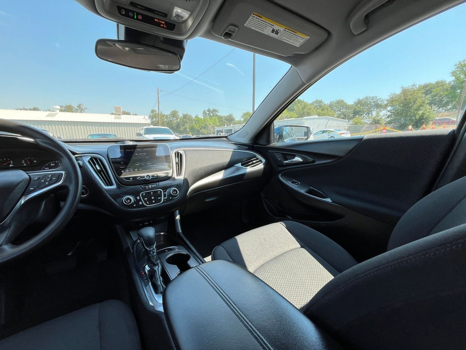 Thumbnail: 2024 Chevrolet Malibu - 35
