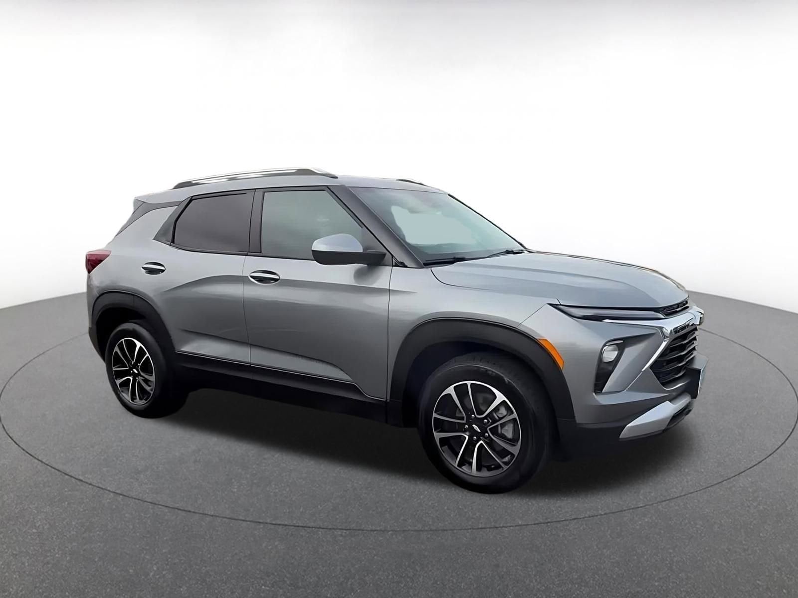 Thumbnail: 2025 Chevrolet TrailBlazer - 2