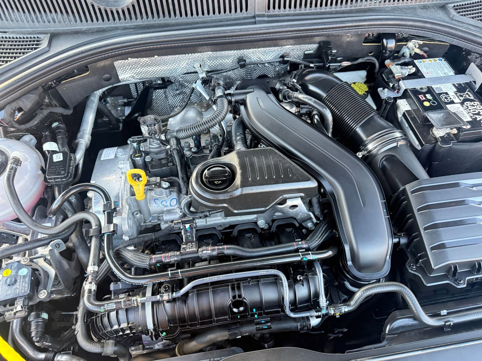 Thumbnail: 2025 Volkswagen Jetta - 33