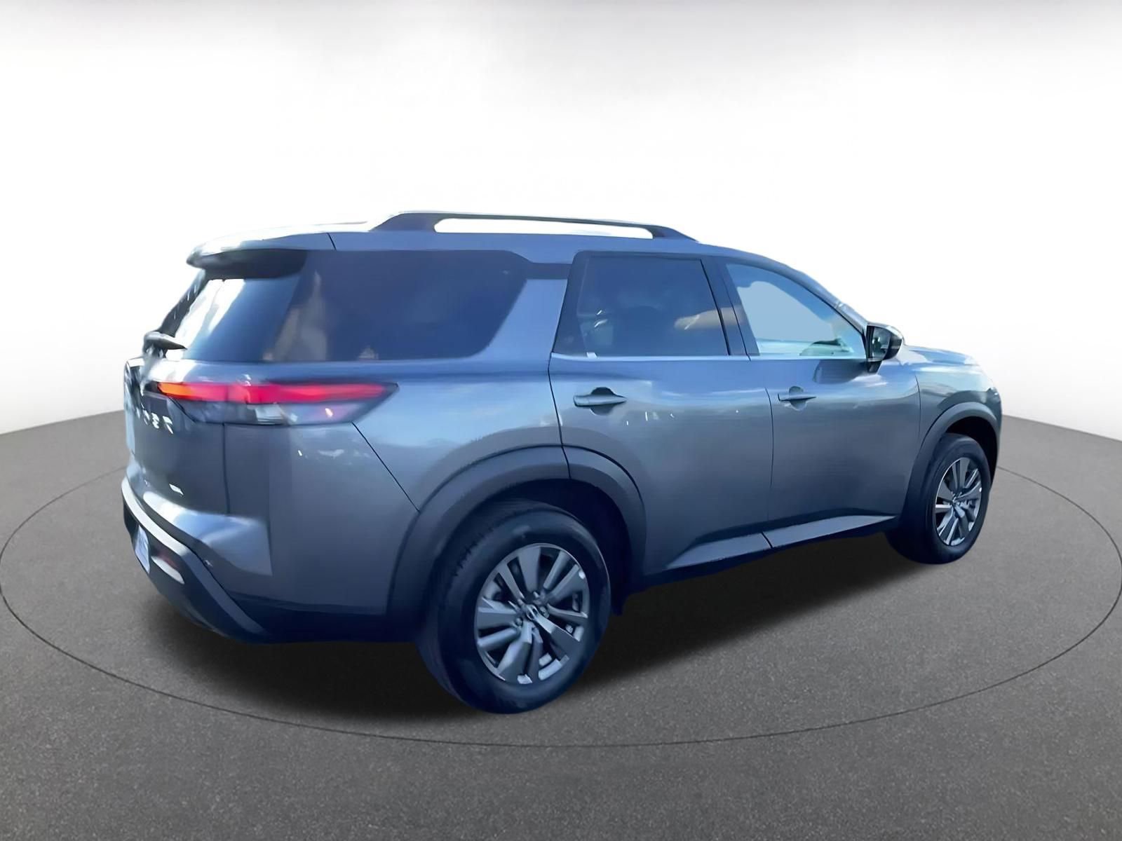 Thumbnail: 2025 Nissan Pathfinder - 15
