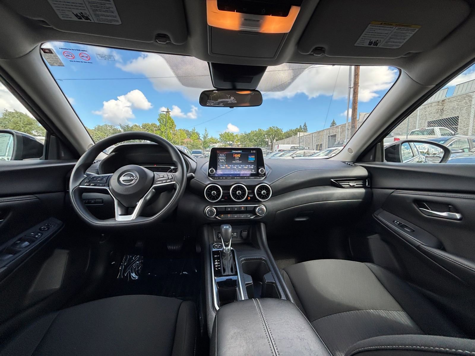 Thumbnail: 2025 Nissan Sentra - 31