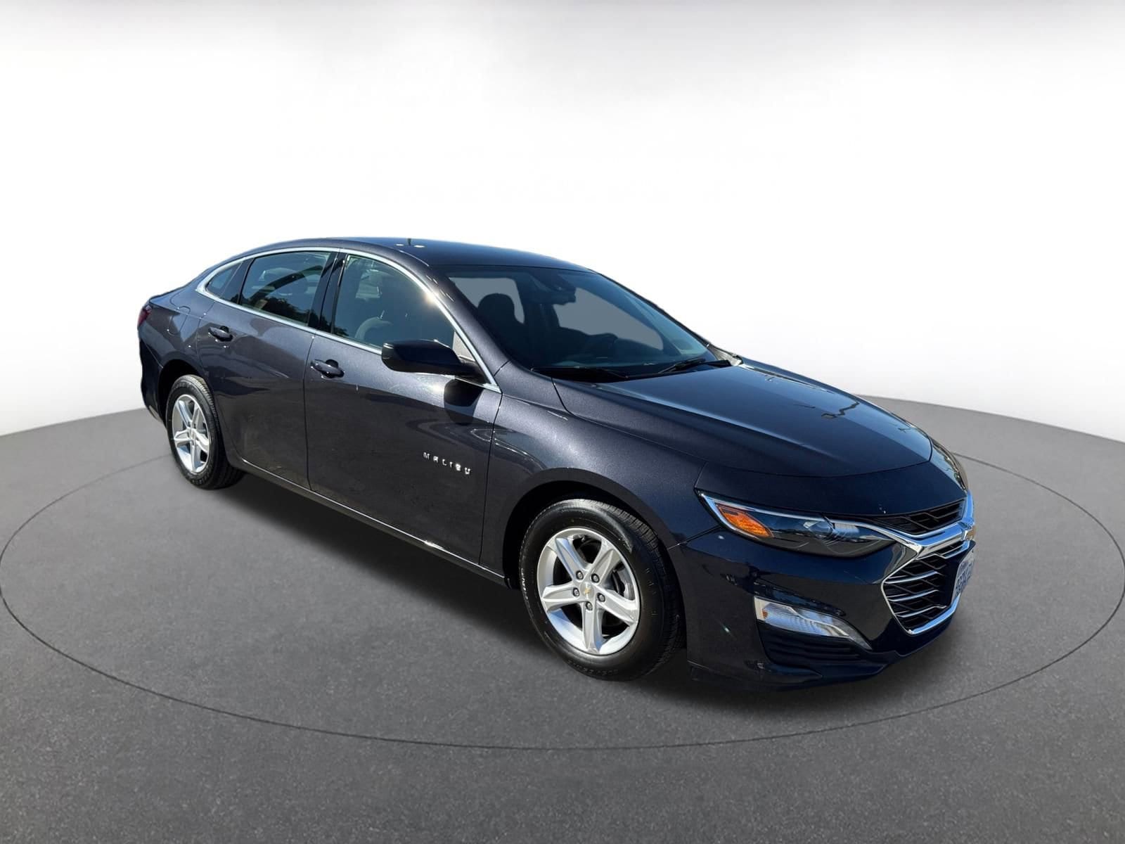 Thumbnail: 2023 Chevrolet Malibu - 1