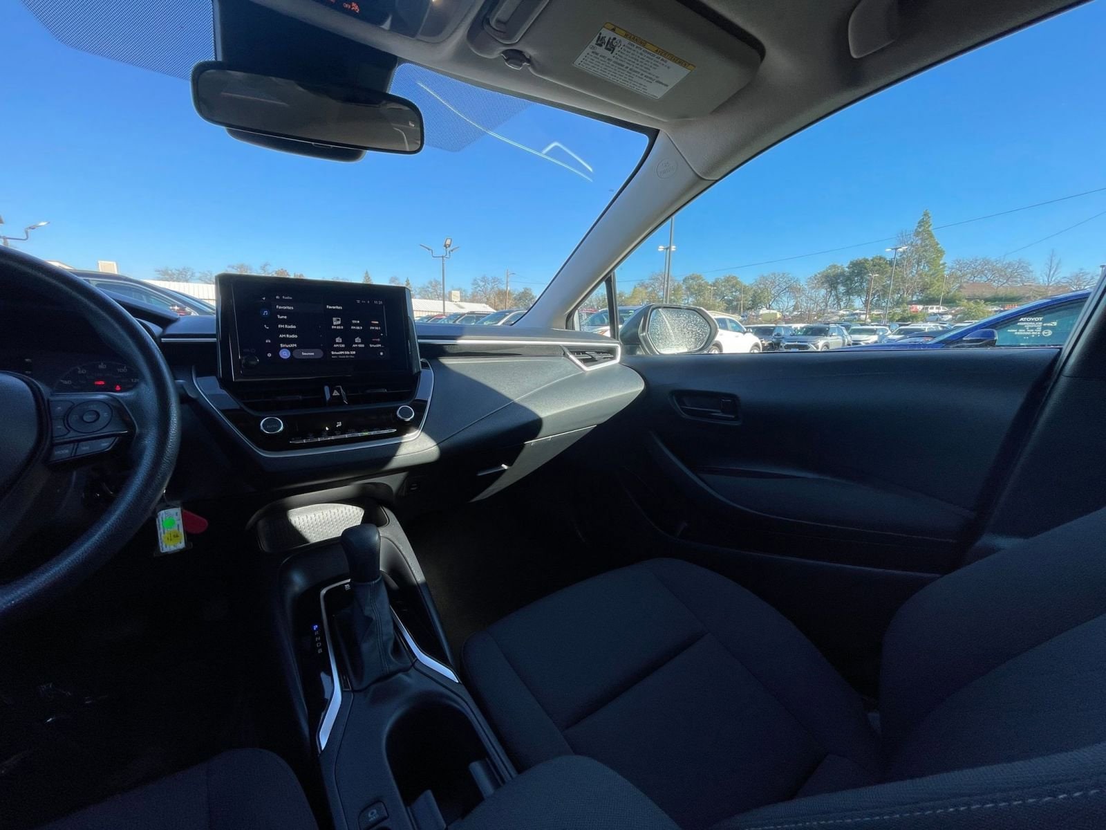 Thumbnail: 2023 Toyota Corolla - 33