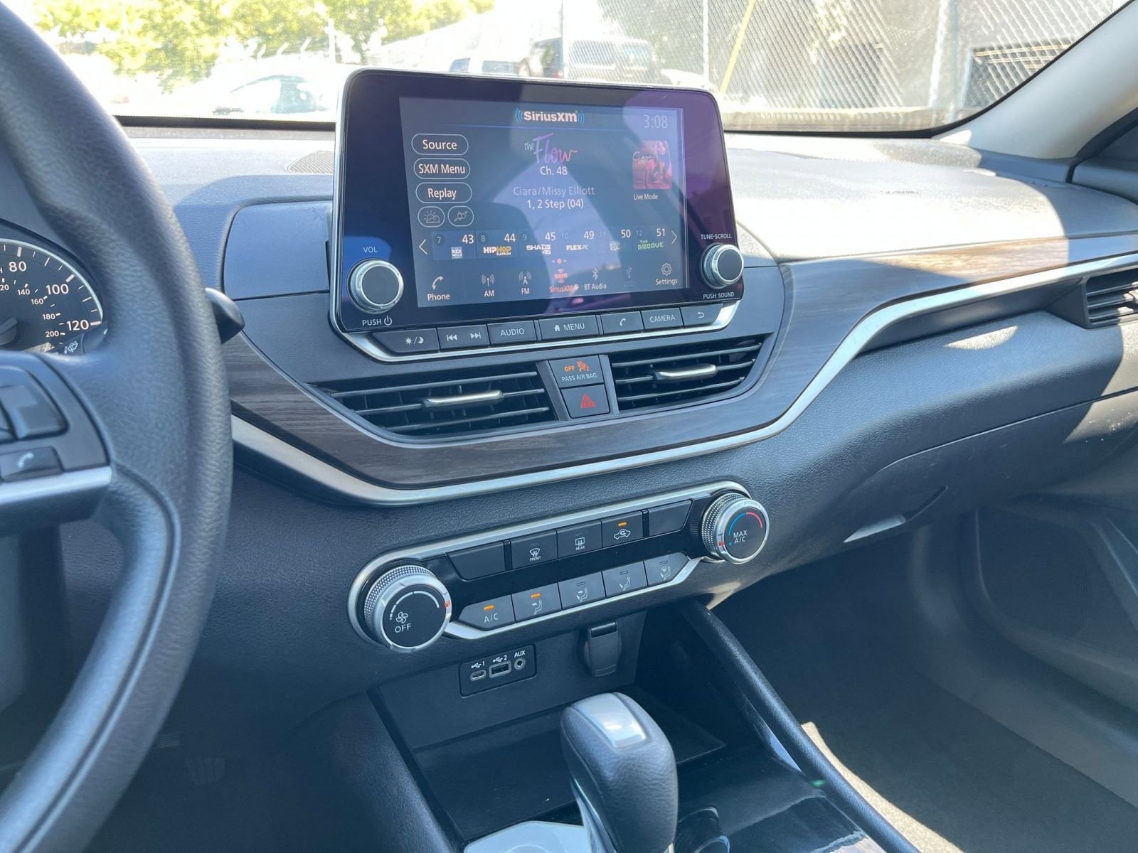 Thumbnail: 2024 Nissan Altima - 18