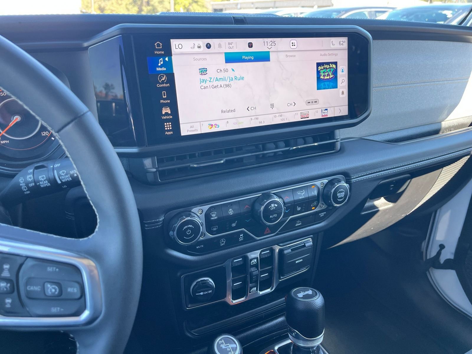 Thumbnail: 2025 Jeep Wrangler - 18