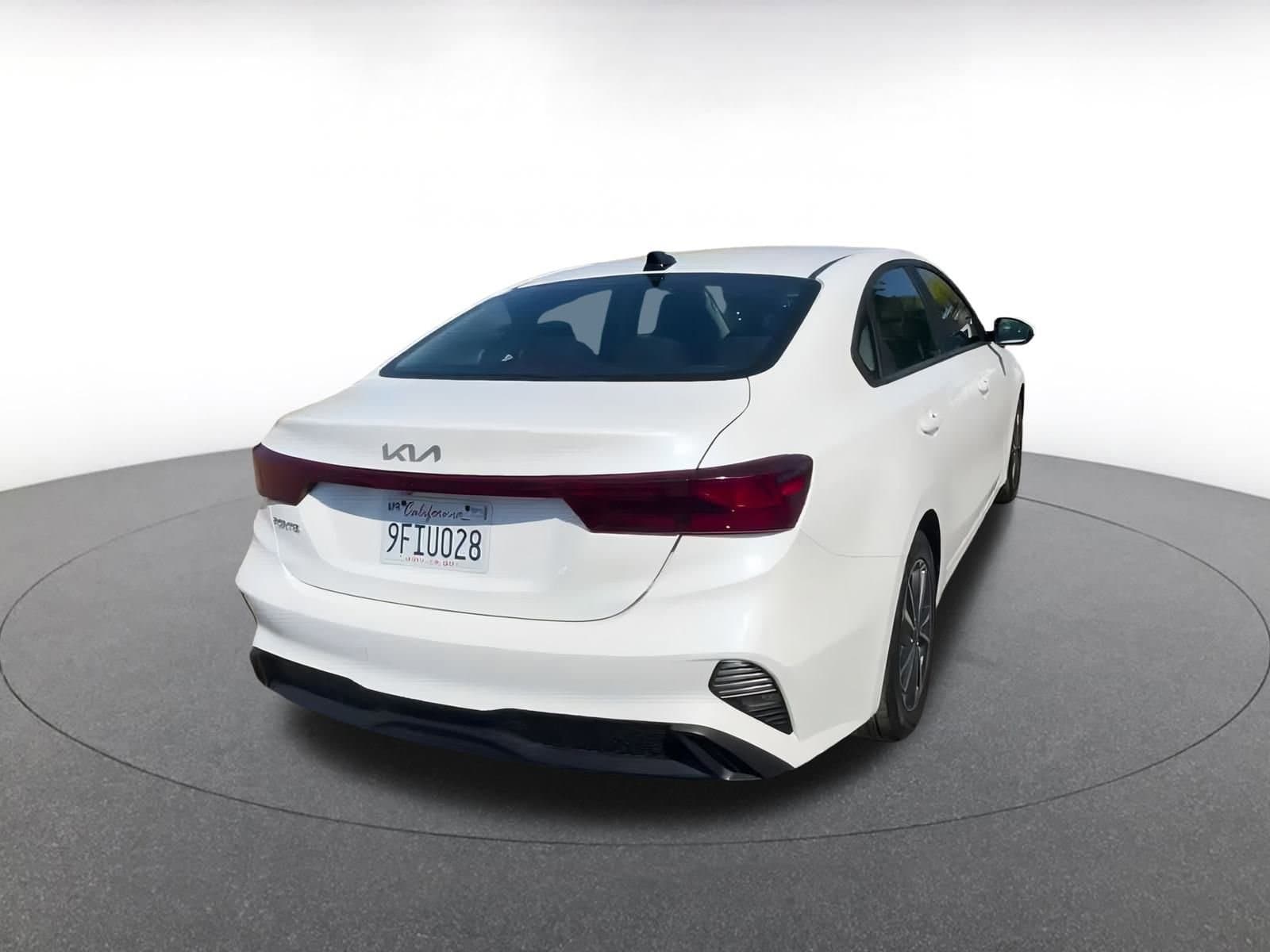 Thumbnail: 2023 Kia Forte - 7