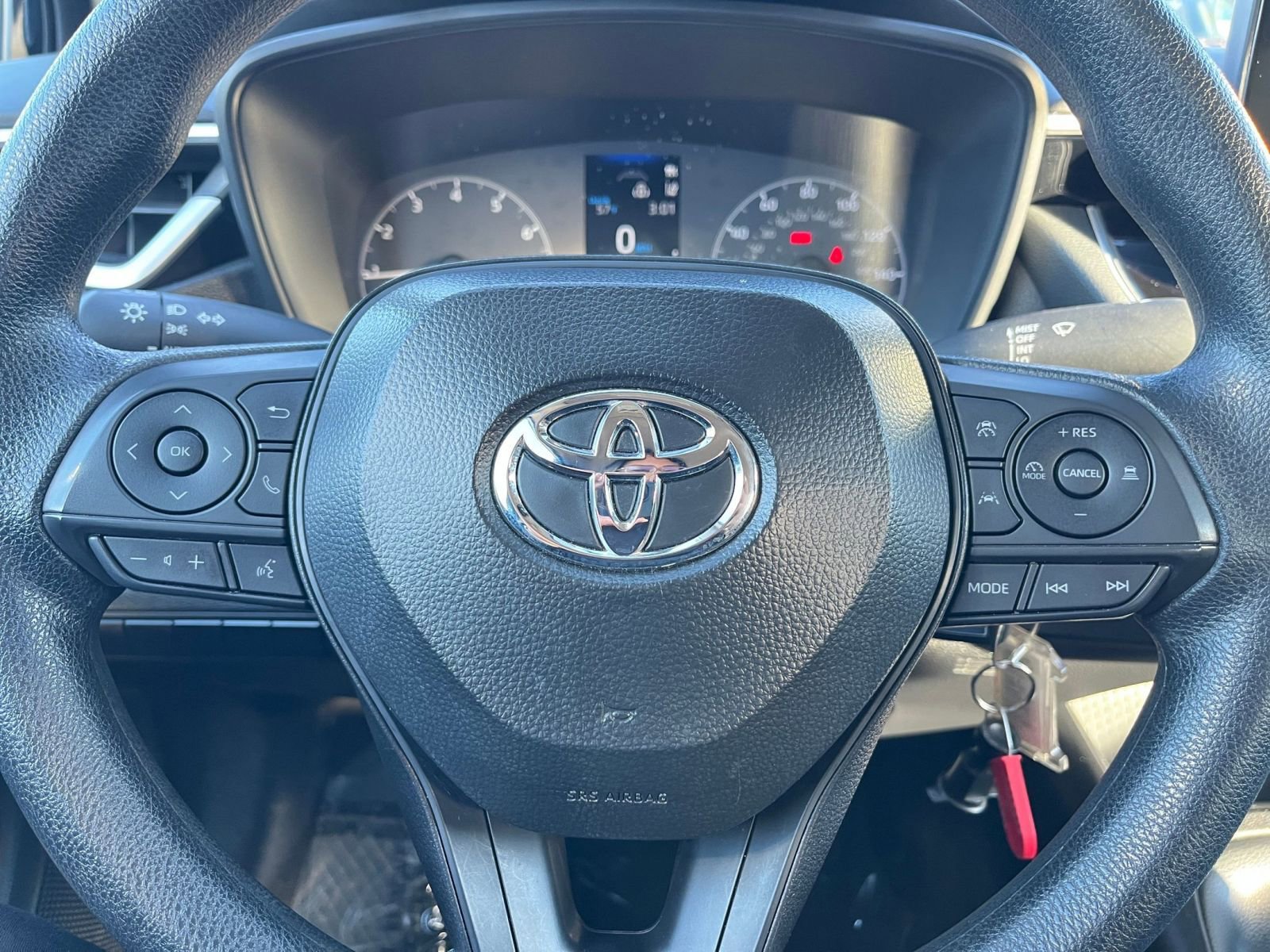 Thumbnail: 2025 Toyota Corolla - 25