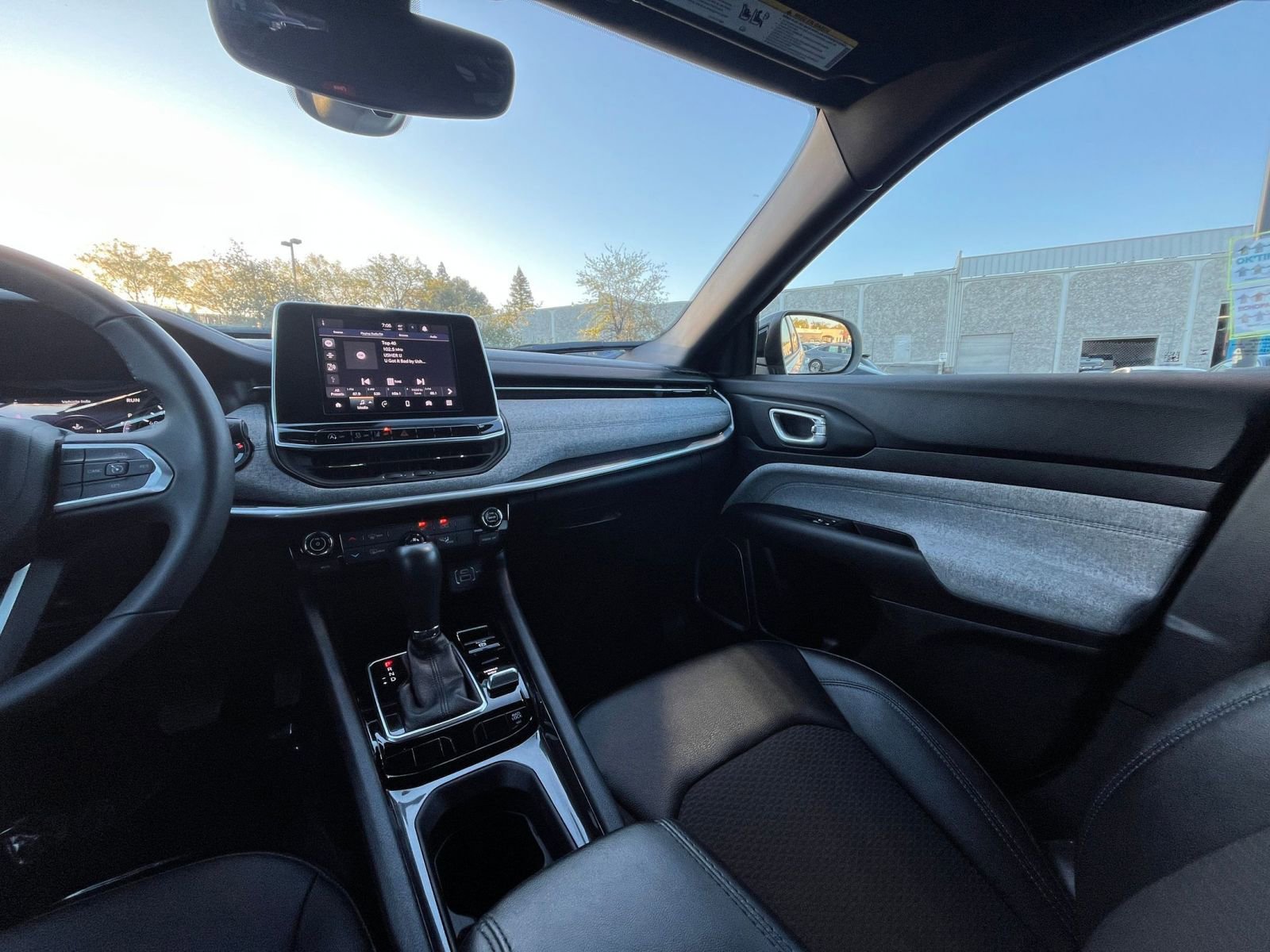 Thumbnail: 2025 Jeep Compass - 34