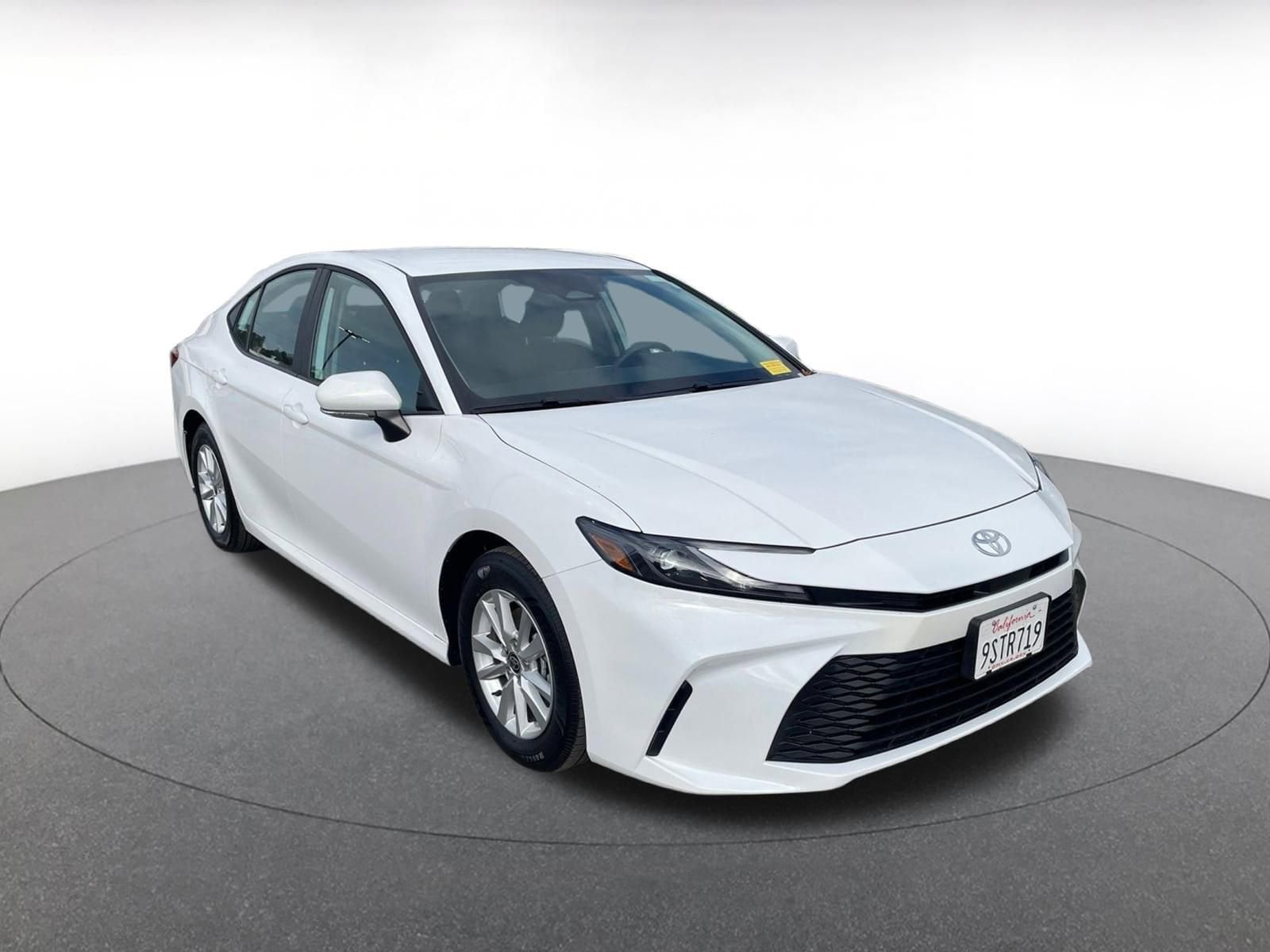 Thumbnail: 2025 Toyota Camry - 1