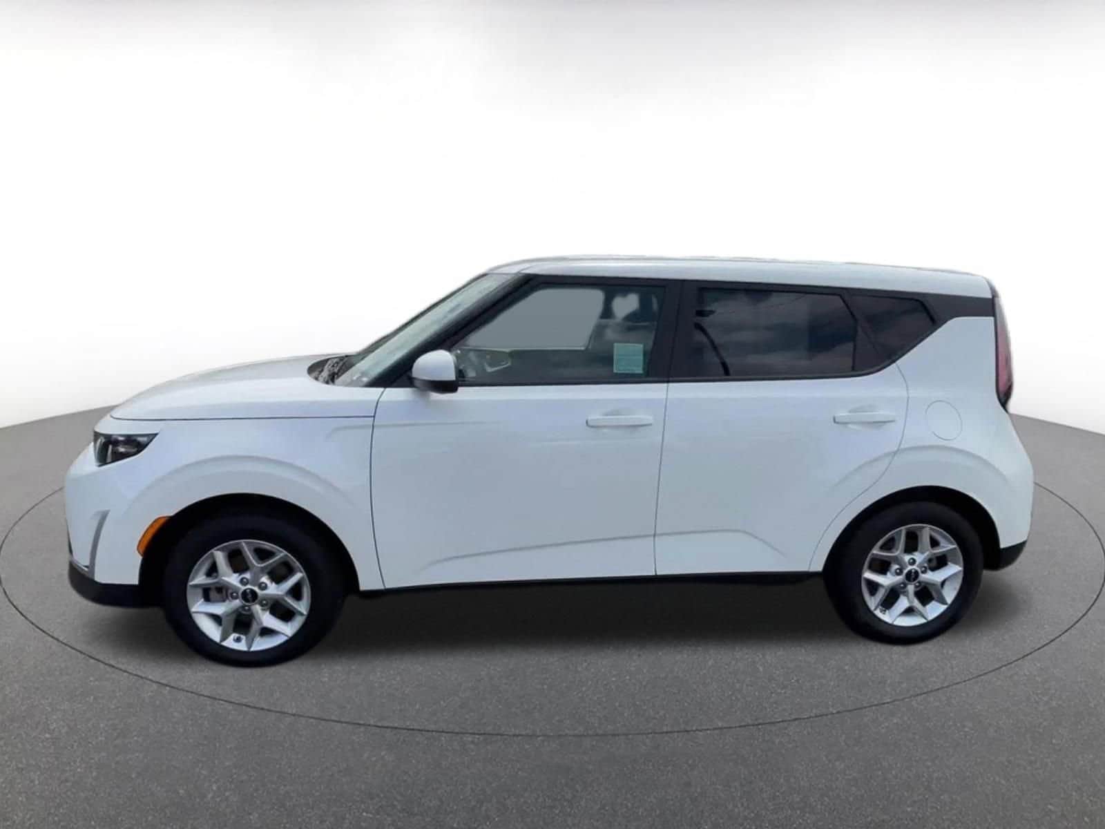 Thumbnail: 2025 Kia Soul - 9