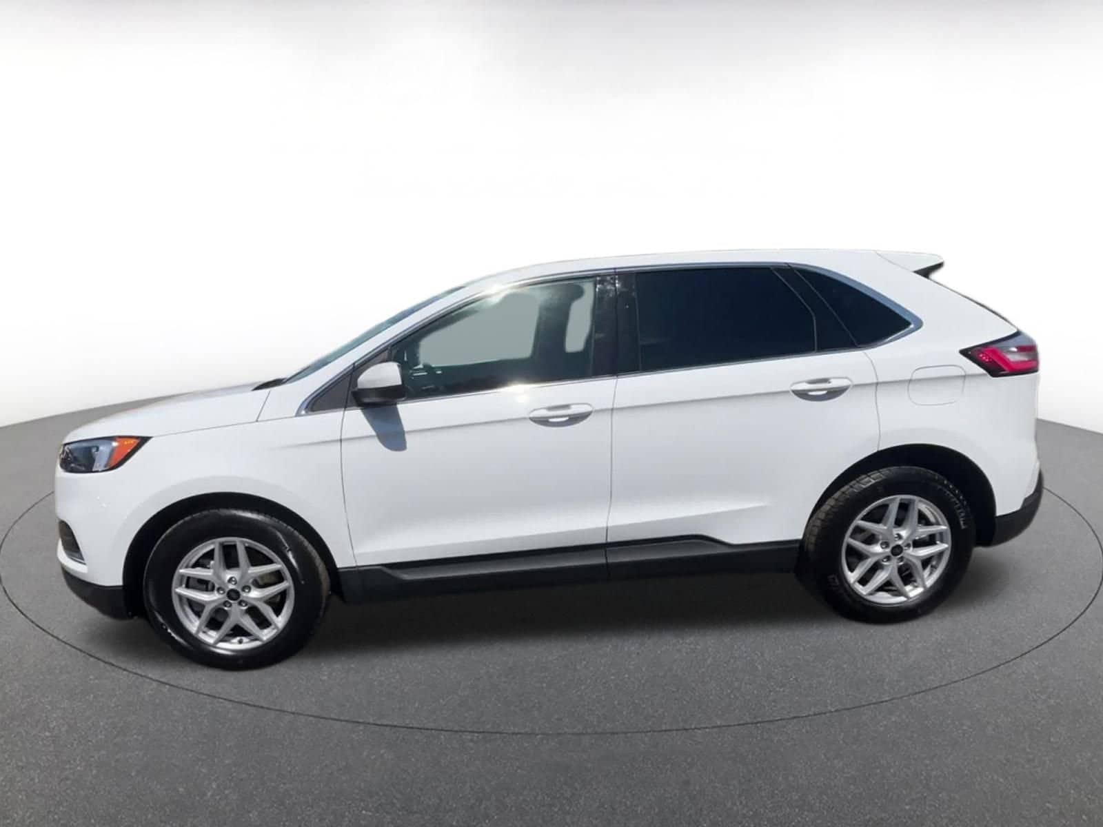 Thumbnail: 2024 Ford Edge - 9