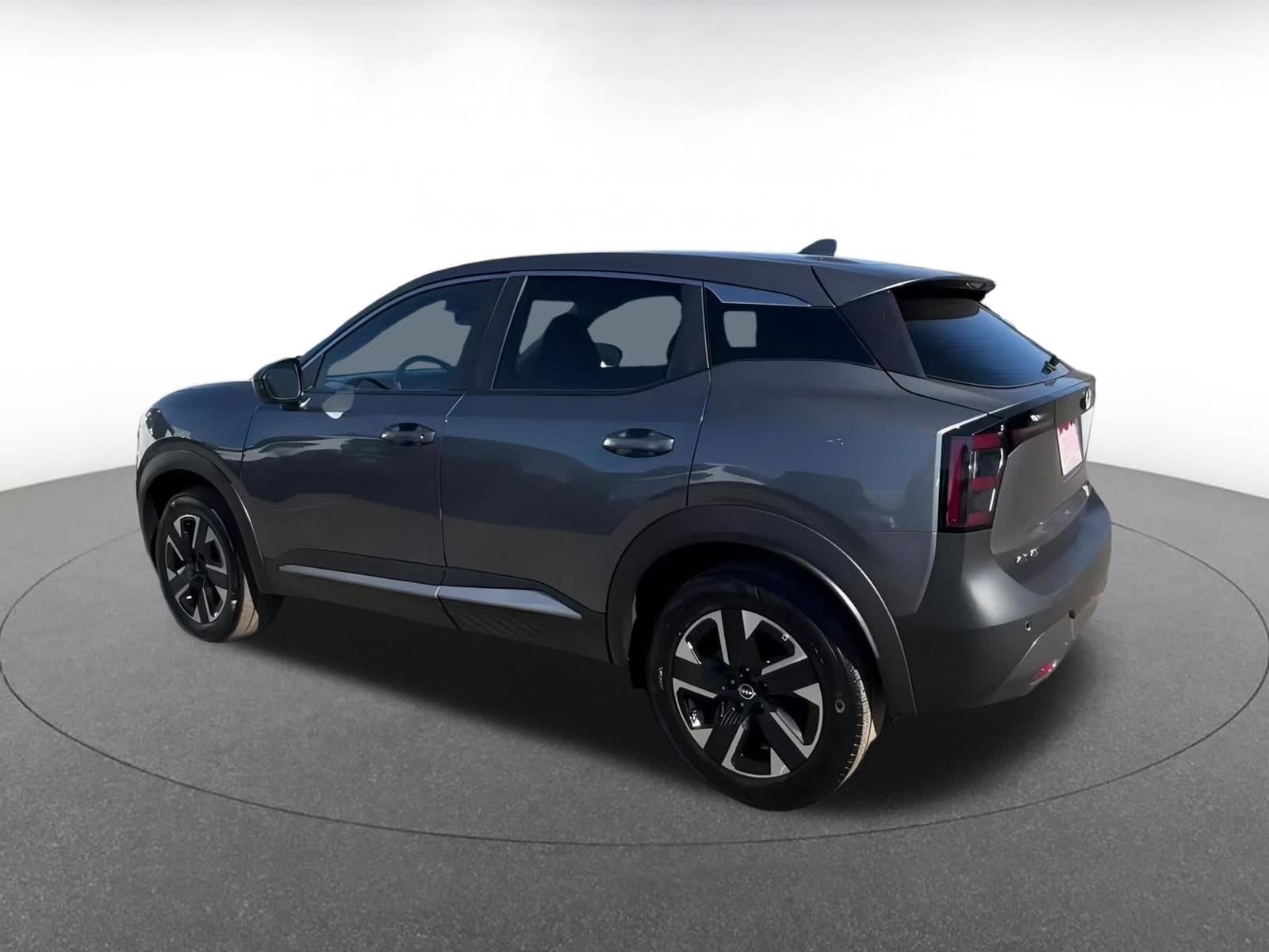 Thumbnail: 2025 Nissan Kicks - 10