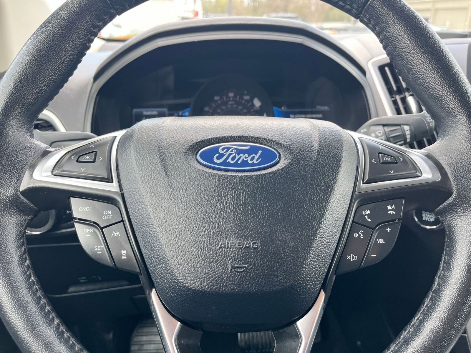 Thumbnail: 2024 Ford Edge - 29