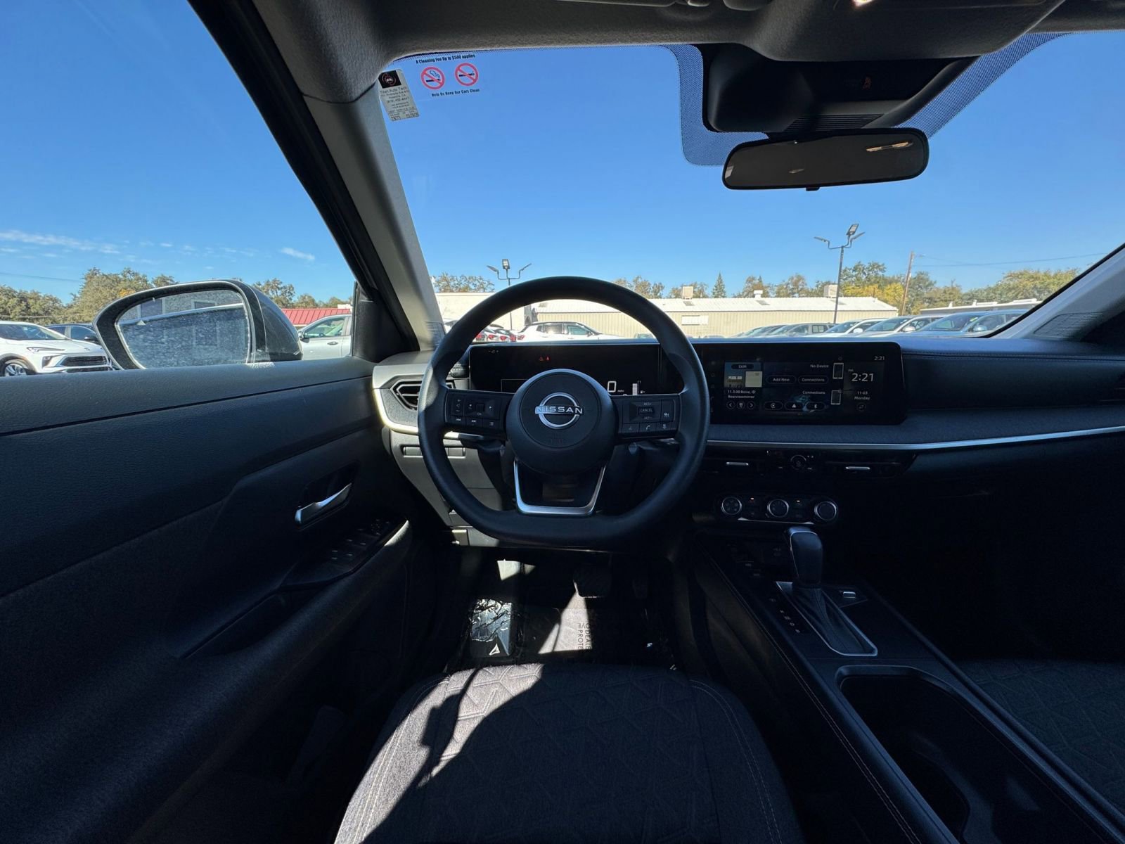 Thumbnail: 2025 Nissan Kicks - 32