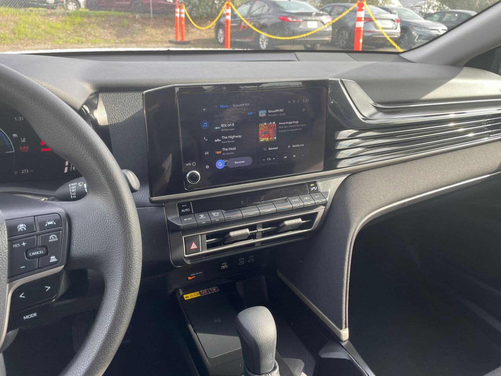 Thumbnail: 2025 Toyota Camry - 18