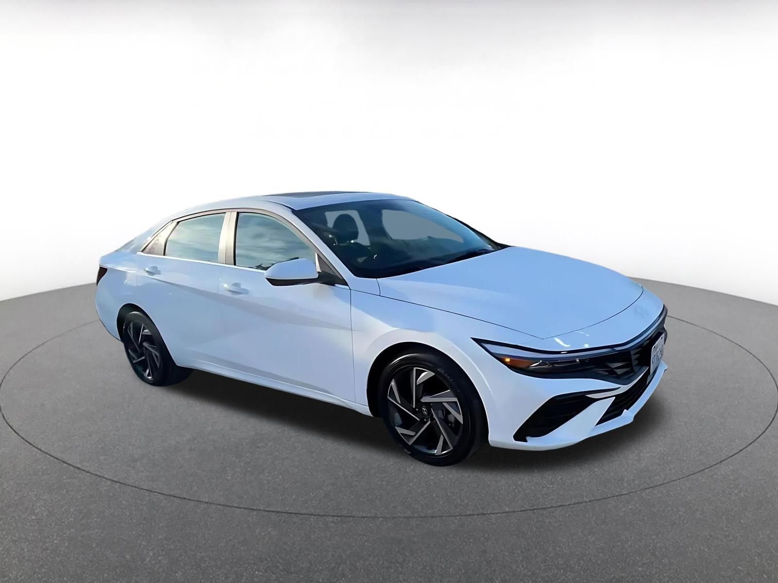 Thumbnail: 2025 Hyundai Elantra - 2