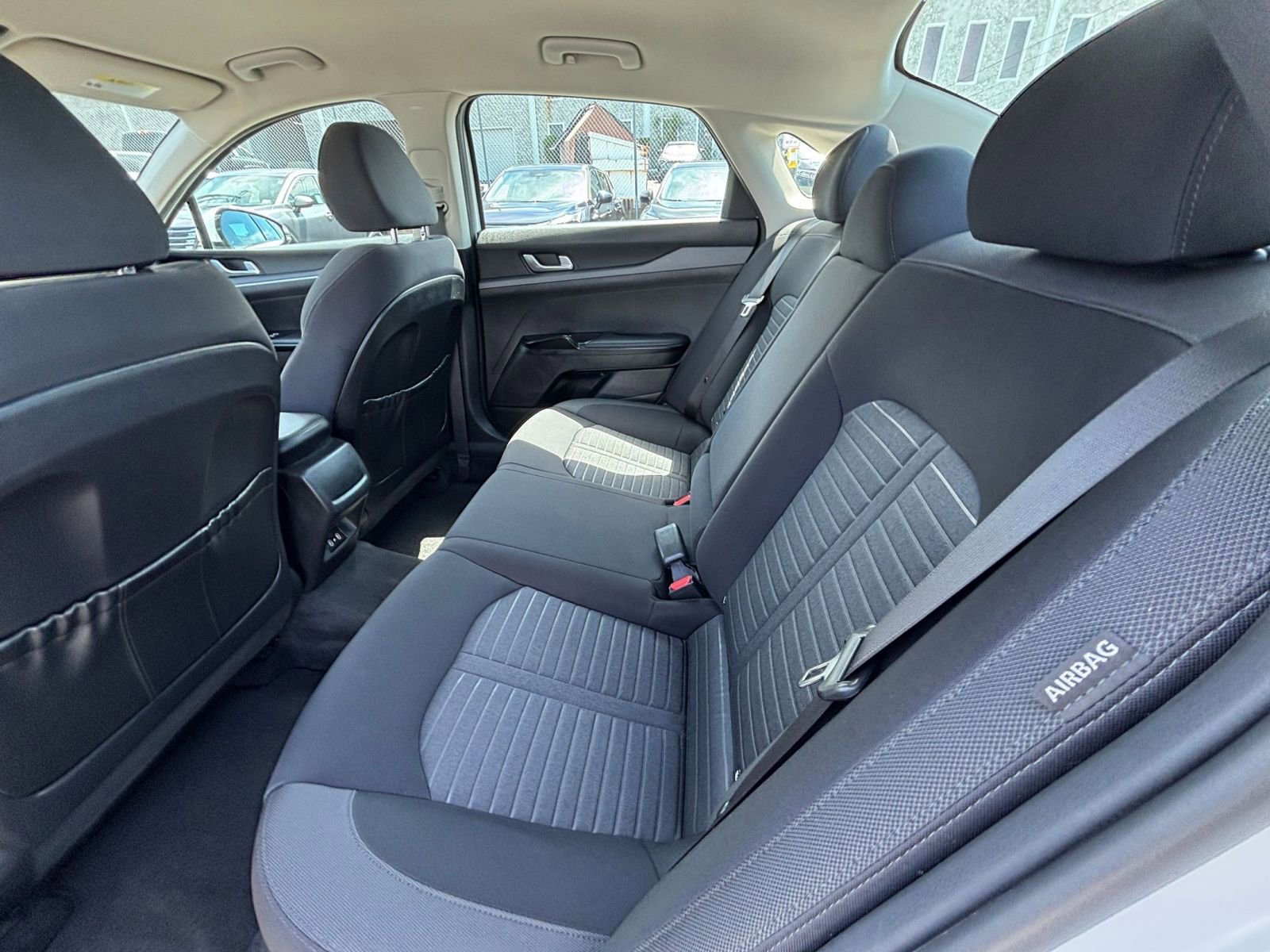 Thumbnail: 2025 Kia K5 - 24